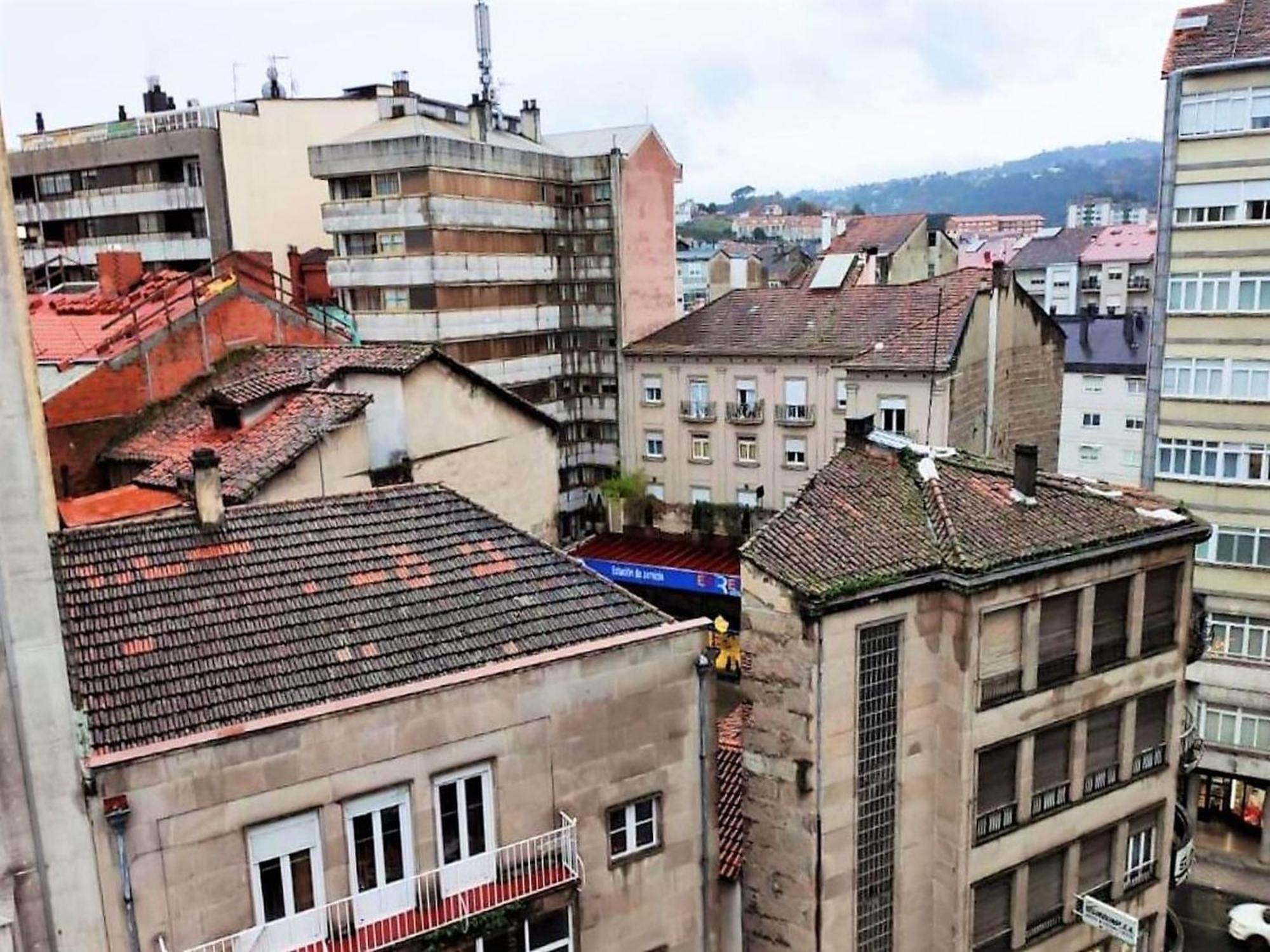 Charming Apartment In Ourense Overlooking The City Exterior photo